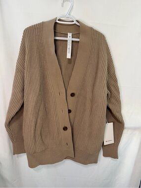 Lululemon NWT Knit Button-Fromt Cardigan w/pockets - size small